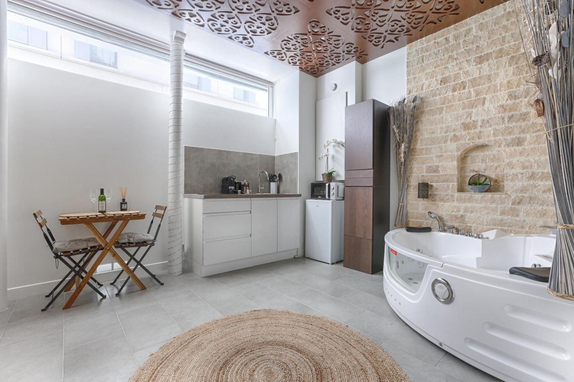 Mykeypers - Lovely Studio With Jacuzzi Paris Ngoại thất bức ảnh