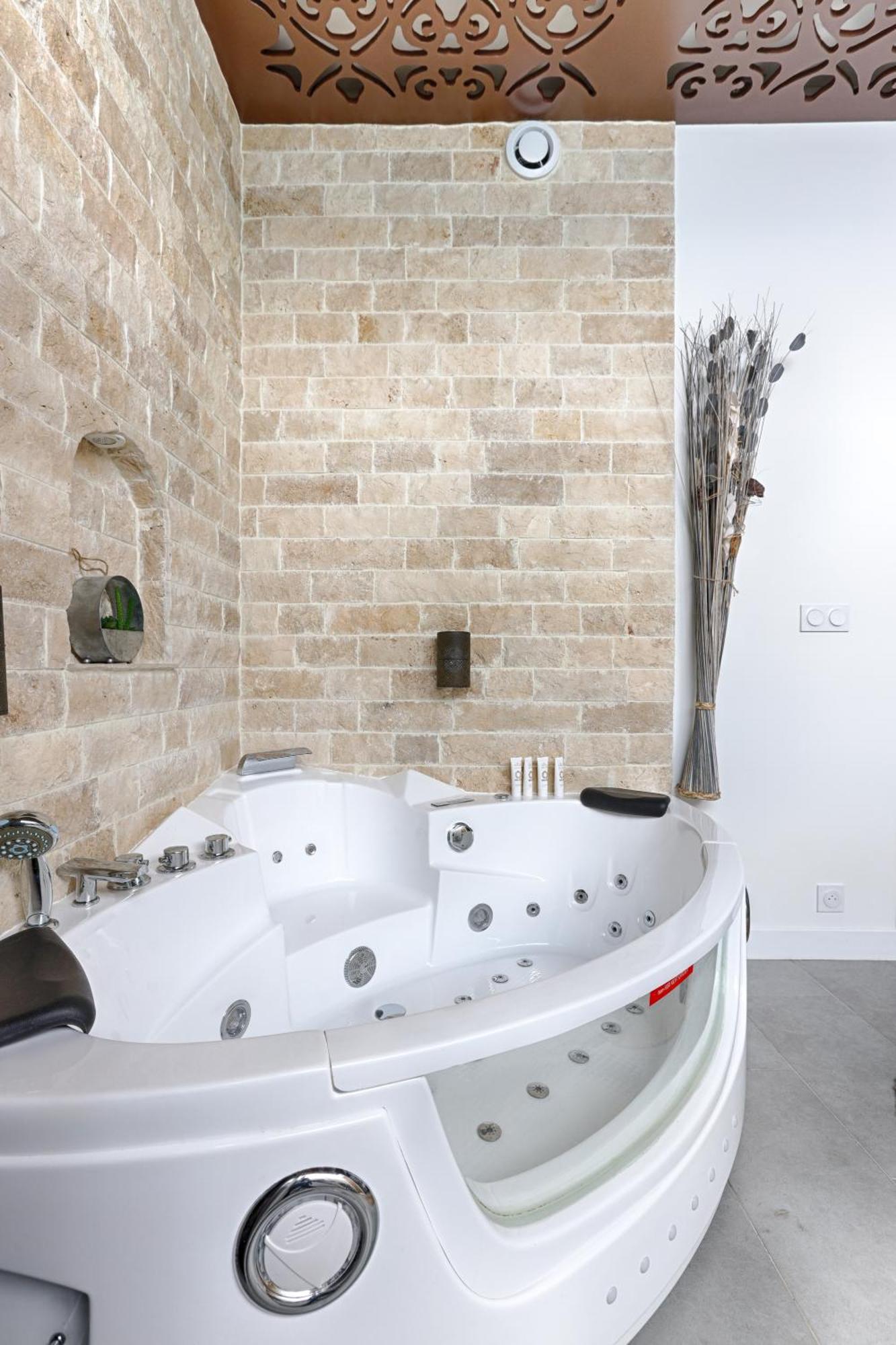 Mykeypers - Lovely Studio With Jacuzzi Paris Ngoại thất bức ảnh